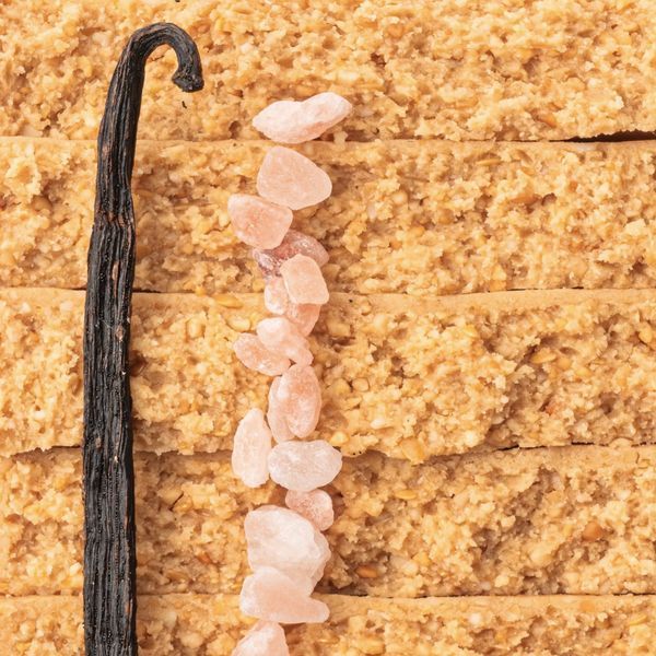 Протеиновые батончики Fizi KETO 45 g Vanilla-Salt 307014 Proteininlviv